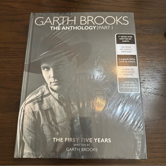 Other - Garth Brooks Anthology: The First Five Years Book + 5 CD Set - New In Plastic